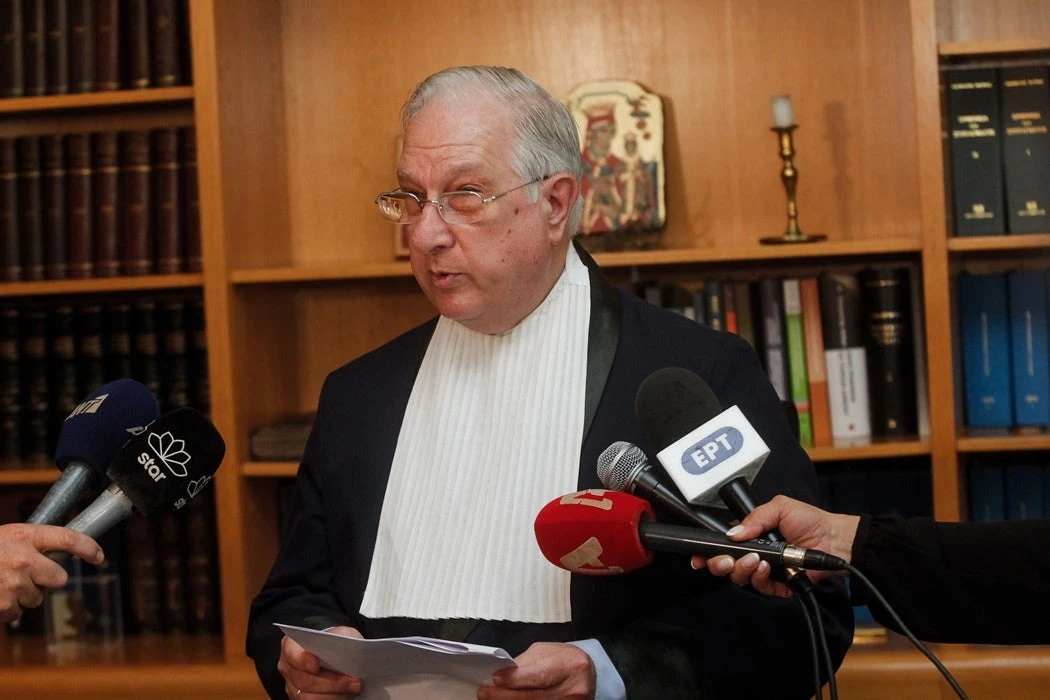 Απειλητική επιστολή στον πρ. πρόεδρο του ΣτΕ: Ευθείες βολές και λόγος «για καταδίκη του από λαϊκό δικαστήριο»